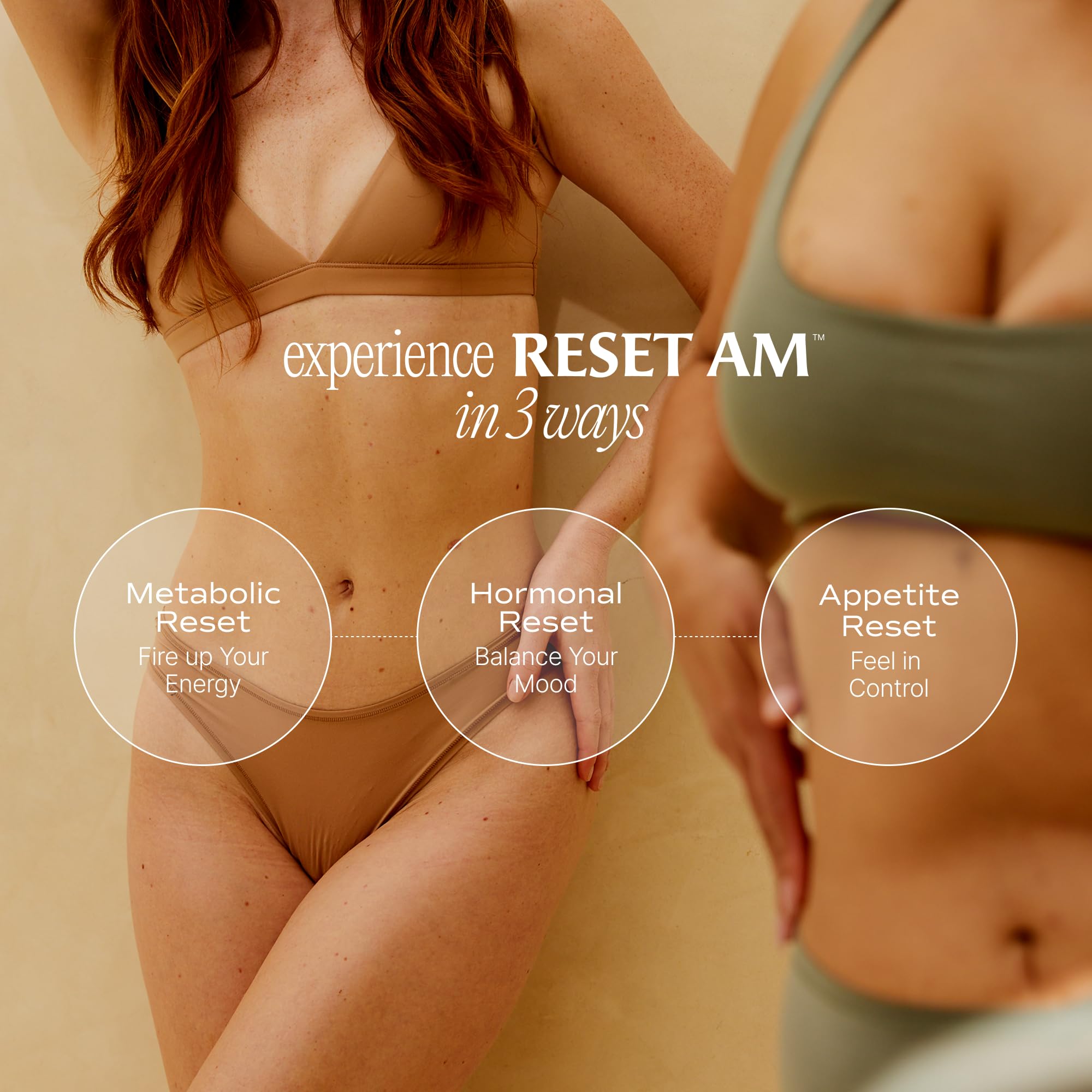 Paulina Fitness Reset AM capsules close-up emphasizing natural ingredients for energy.