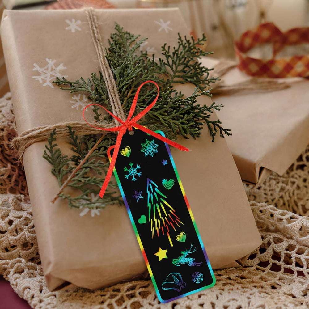 PEASUG silver twist ties to bundle and present finished crafts.