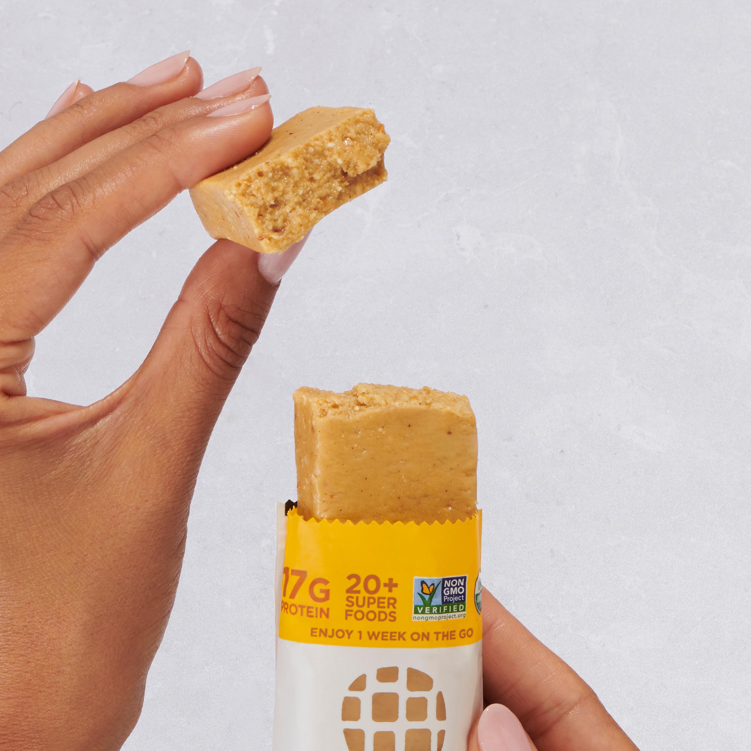 Post-workout use of Perfect Bar Peanut Butter Protein Bar as a recovery snack