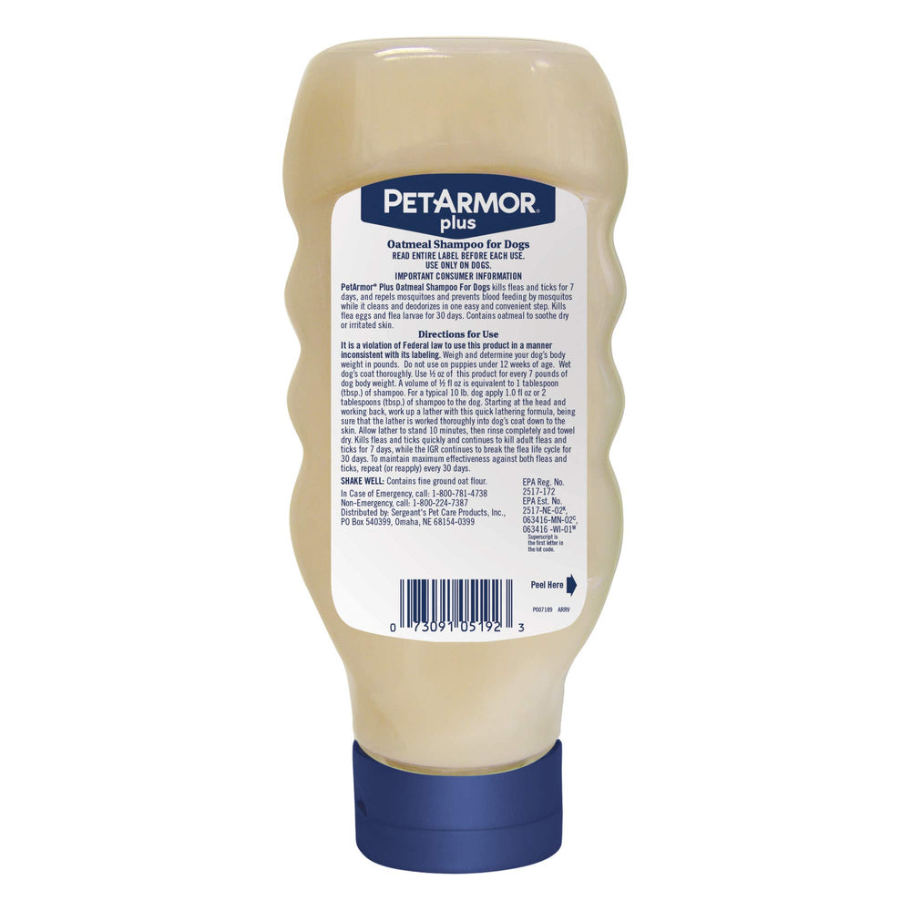PetArmor Plus applying lather on dog to clean and refresh coat