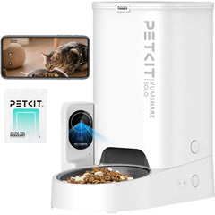 PETKIT automatic feeder front view for easy home feeding control