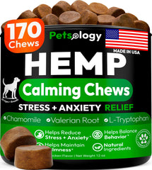 Petsology Hemp Calming Chews bottle label promoting relaxation during stressful events