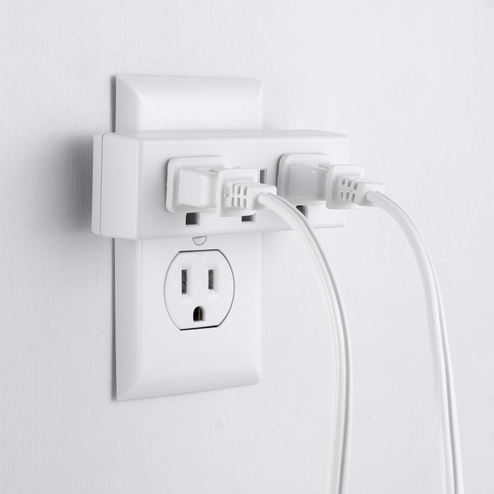 Travel-friendly Philips wall tap fits tight spaces for on-the-go power.