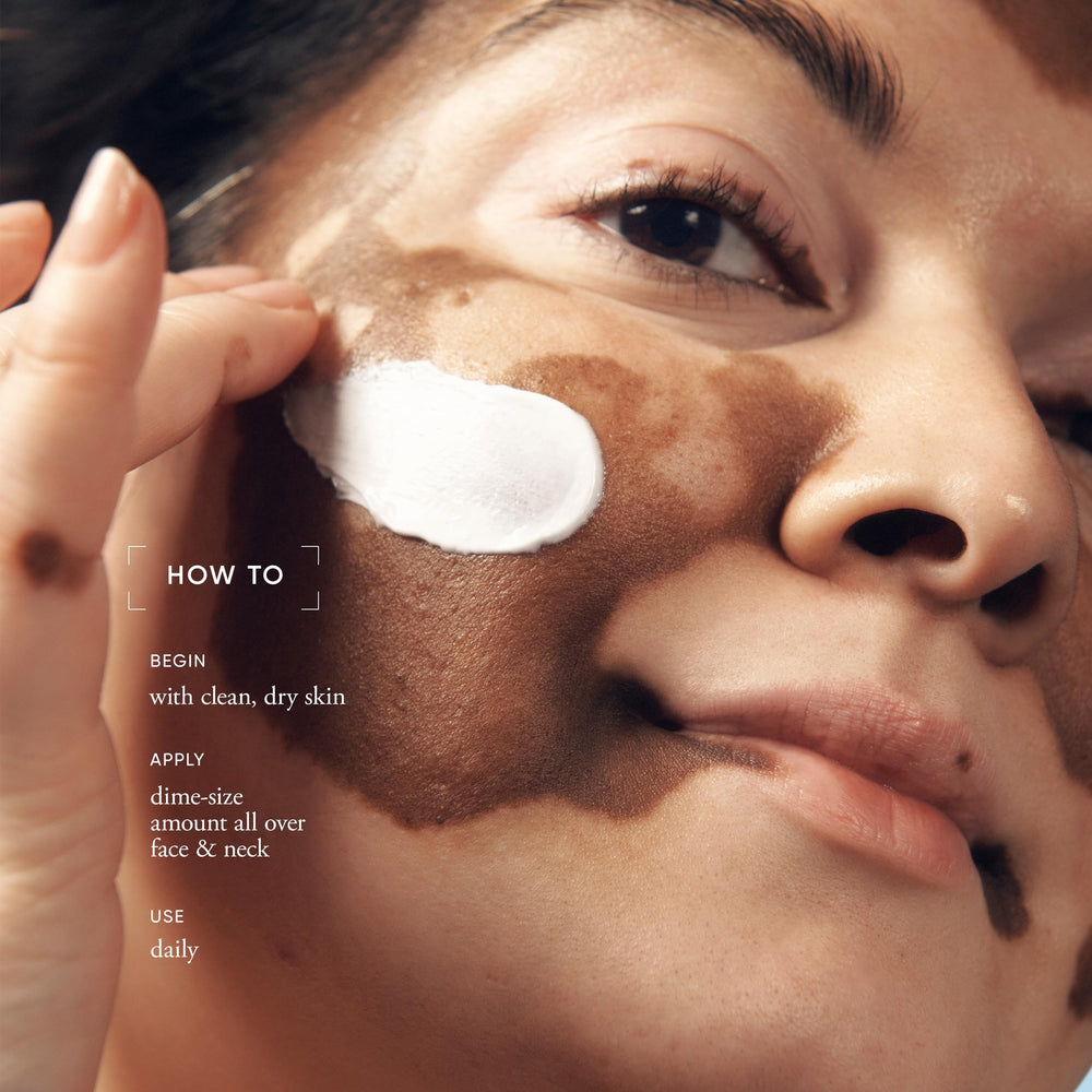 Philosophy Hope in a Jar cream texture swirl showing creamy hydration
