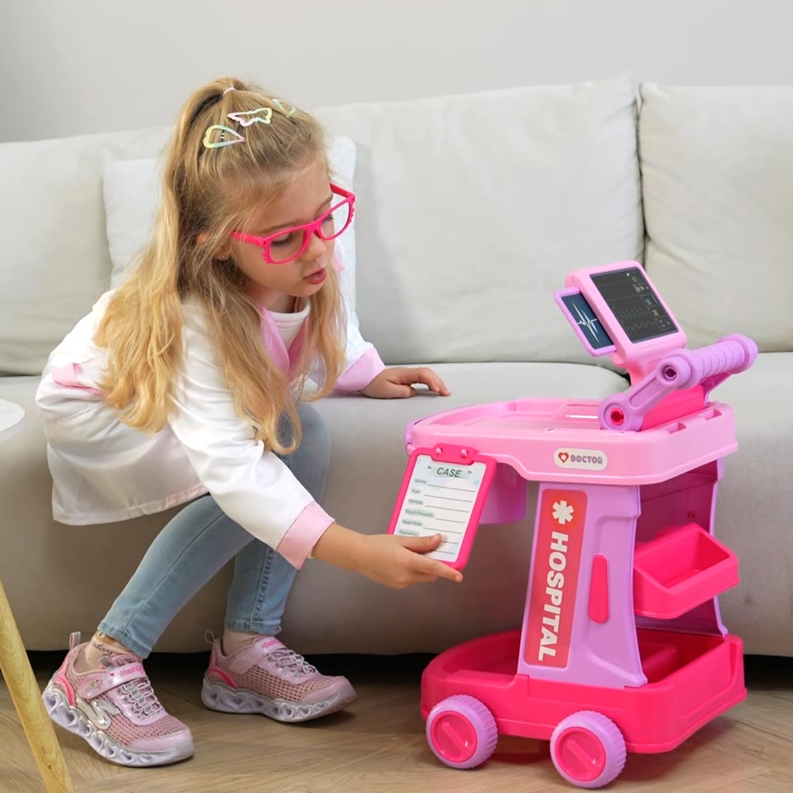 Phobby Doctor Kit pink medical bag helps organize accessories for play