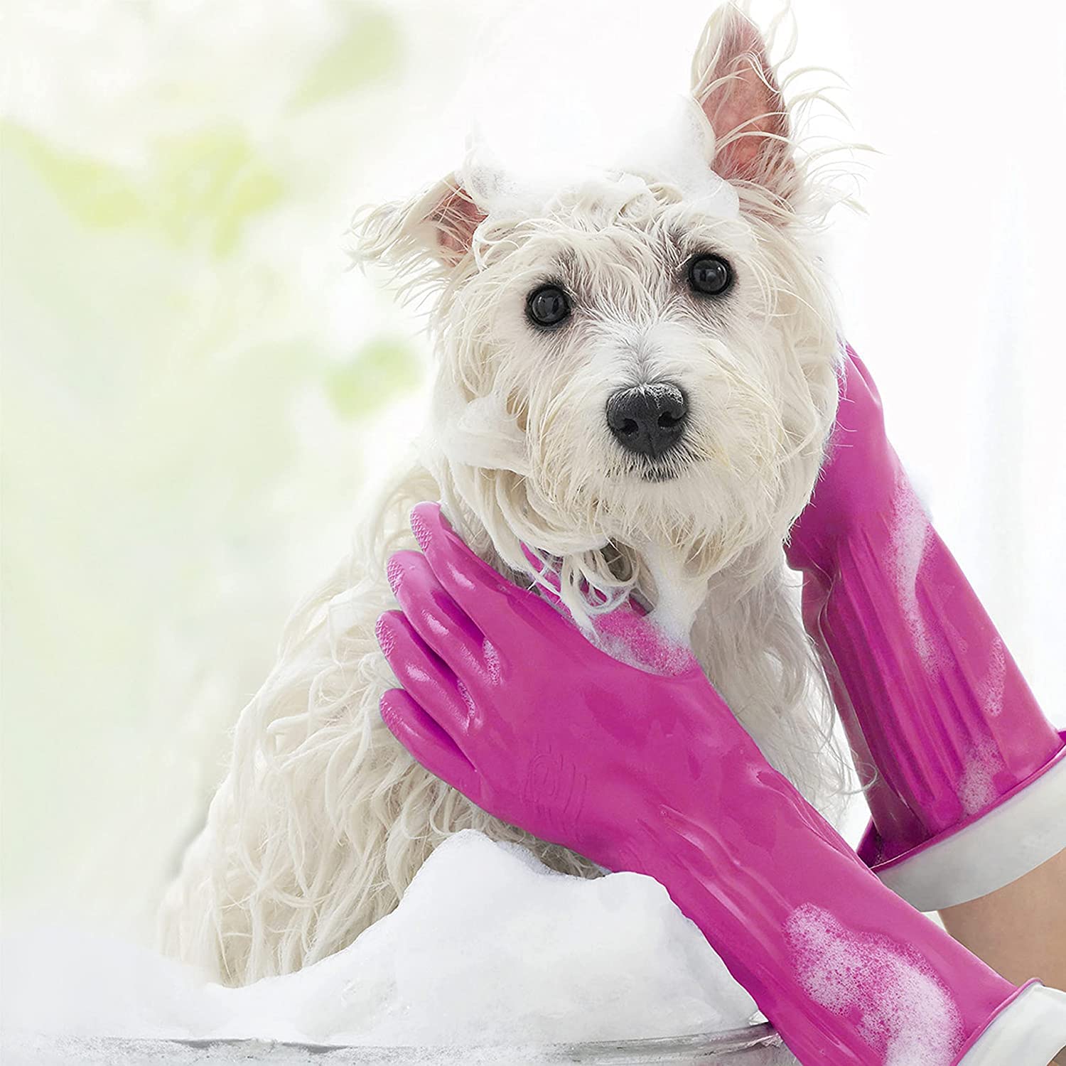 Playtex Living Gloves protect hands from hot water with triple-layer design.