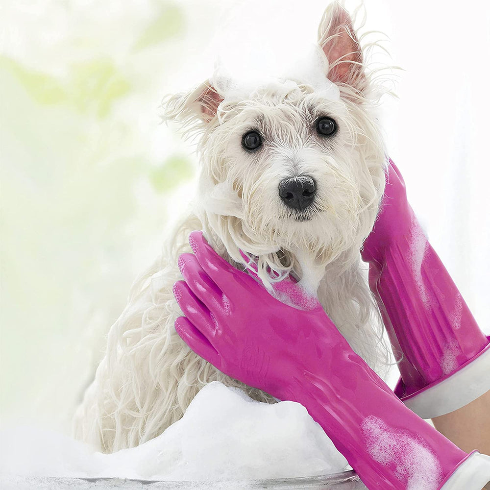 Playtex Living Gloves protect hands from hot water with triple-layer design.