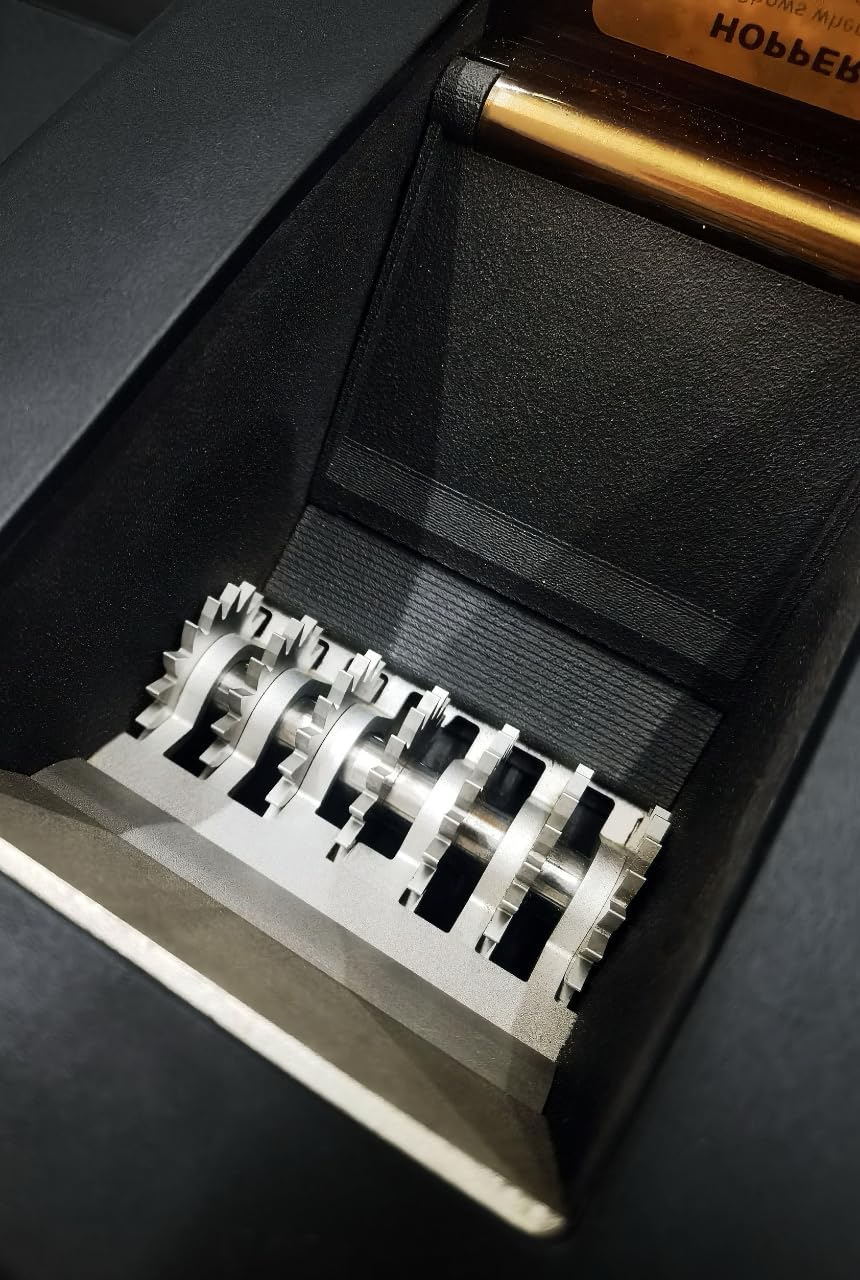 Powermatic III+ power supply options for 110v or 220v versatility.