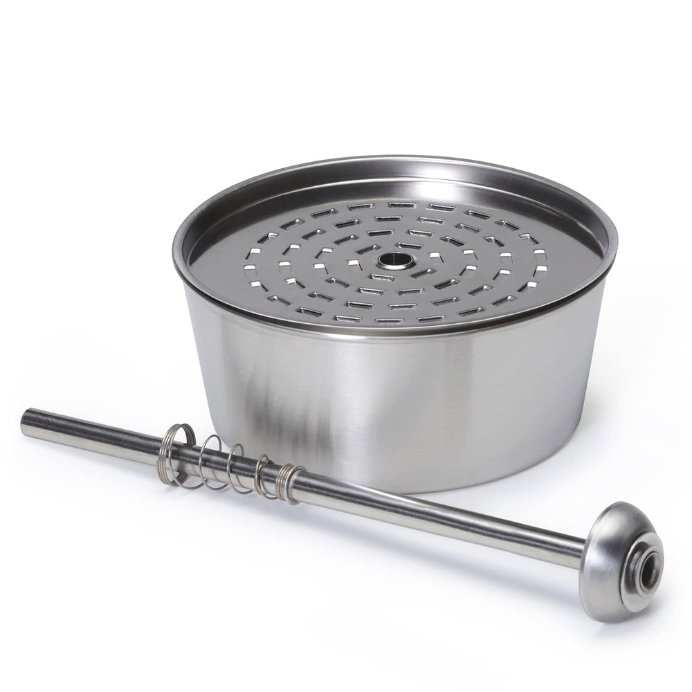 Presto 02815 stay-cool-handle keeps pouring comfortable and safe.