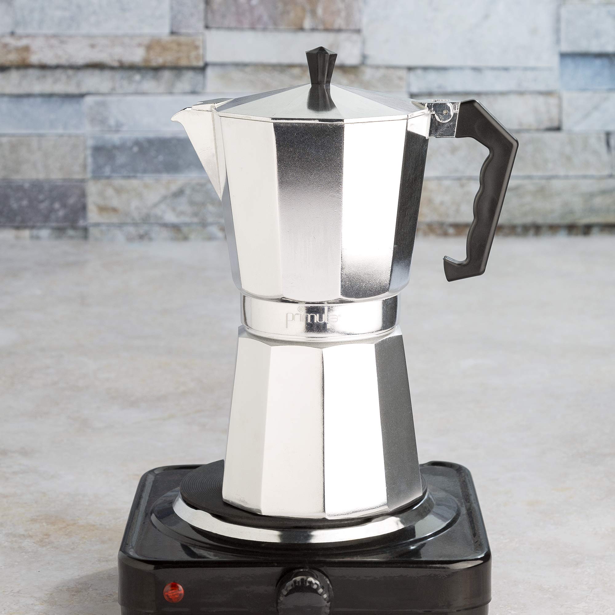 Primula Classic easy one-step setup for espresso, Americano, or latte at home.