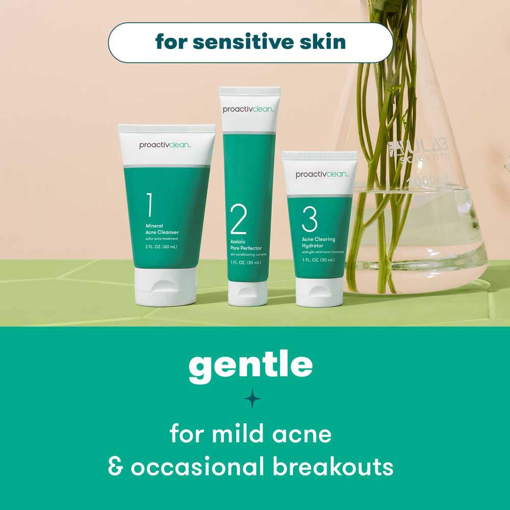Proactiv Clean 3-Step Kit packaging for an easy routine.