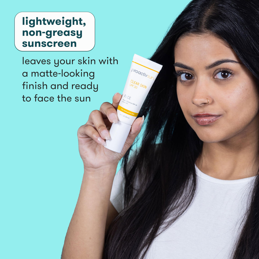 Product packaging highlighting oil-free protection and matte finish.