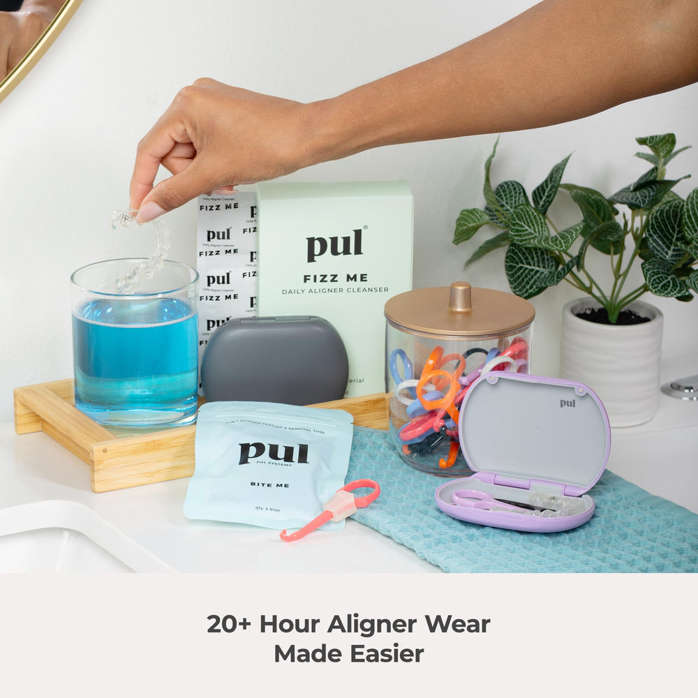 Fluoride-free, plastic-free design on PUL floss picks supports eco-friendly dental care.