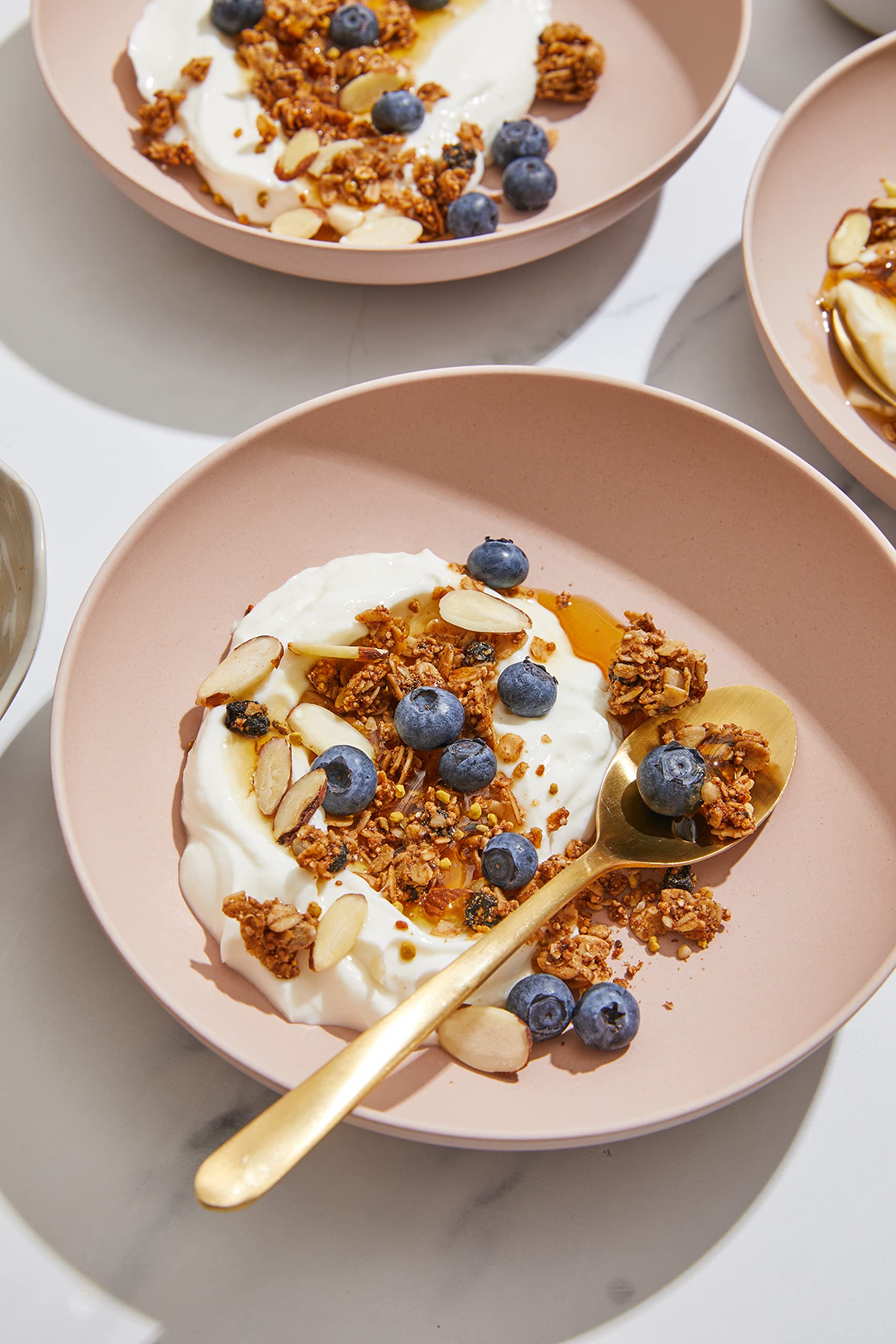 Packaging highlights gluten-free, vegan, and non-GMO qualities on Purely Elizabeth product