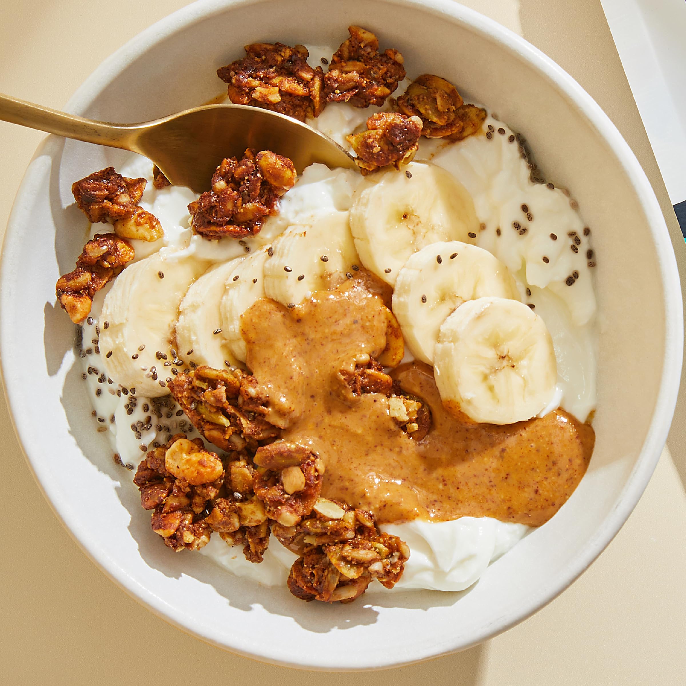 Purely Elizabeth Keto Granola close-up crunch, crunchy clusters