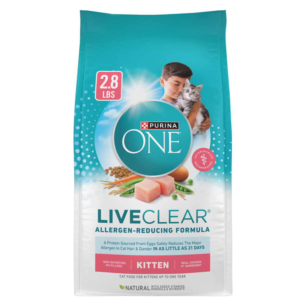 Purina ONE LiveClear kitten food with real chicken supports allergen reduction by day 21.