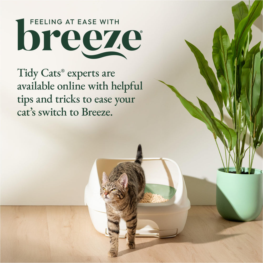 Purina Tidy Cats Breeze 99.9% dust-free pellets close-up.