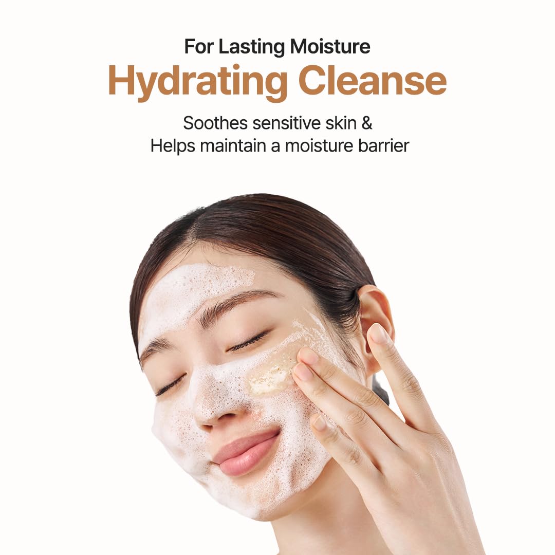 Purito Oat Exfoliating Polish rinse moment; removes dead skin for smoother feel.