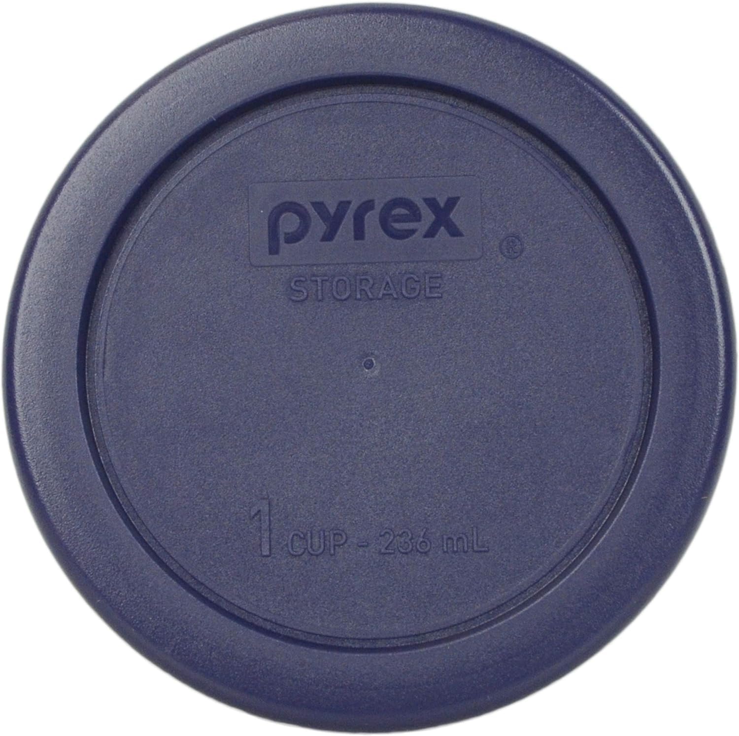 Pyrex blue lid demonstrating secure seal on bowls