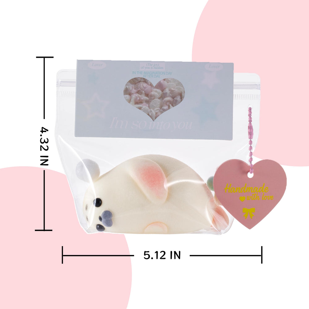 QCROAD SQUISHY Taba Seal Squishy close-up; tactile silicone texture for calming squeezes.