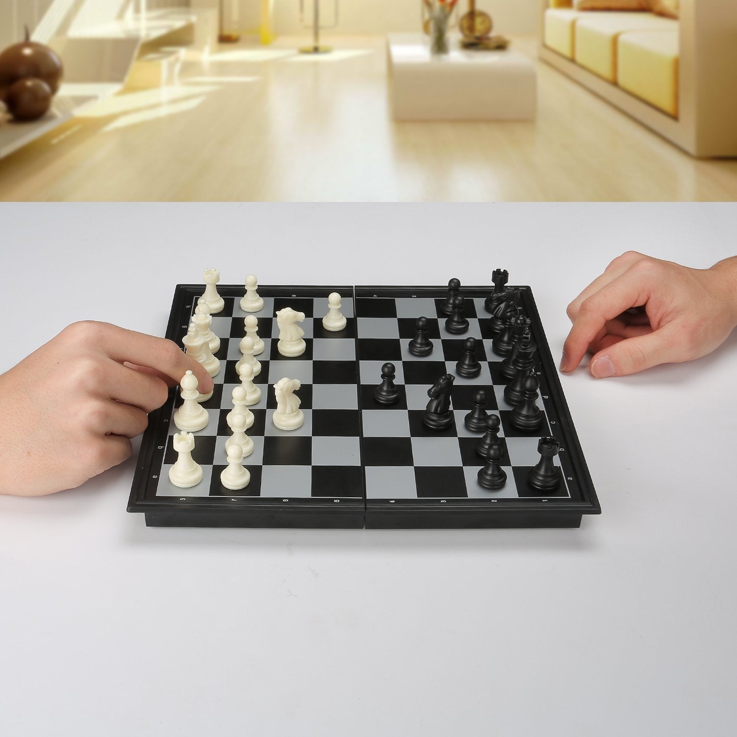 QuadPro chess storage pocket, built-in pocket keeps pieces organized during travel.