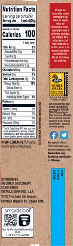 Quaker Organic Regular Oatmeal packet includes measuring cup for easy serving.