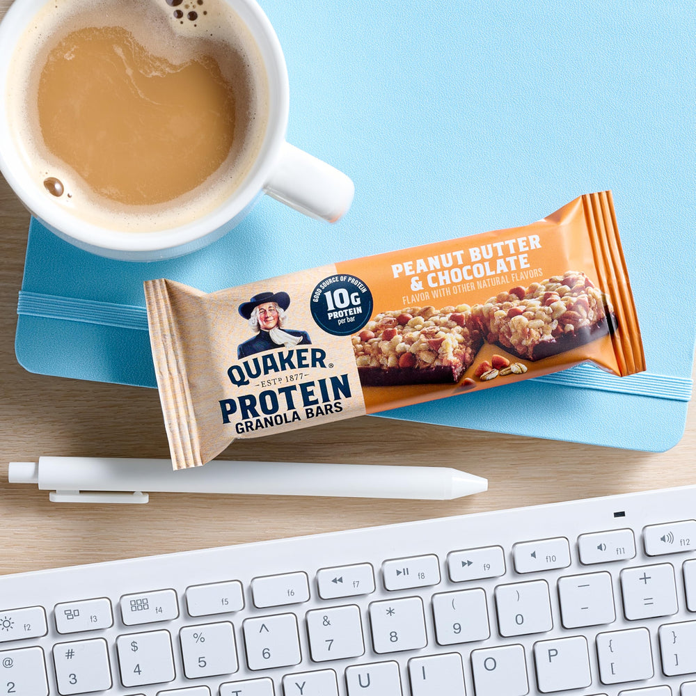 Quaker Protein Granola Bars nutrition facts panel, 10g protein per bar.