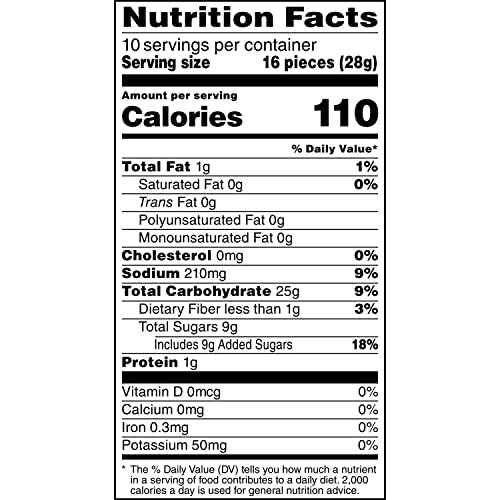 Quaker Rice Crisps Caramel snack-crisp close-up highlighting airy texture and sweet flavor.