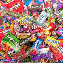 QUEEN JAX party favors for kids featuring assorted candies
