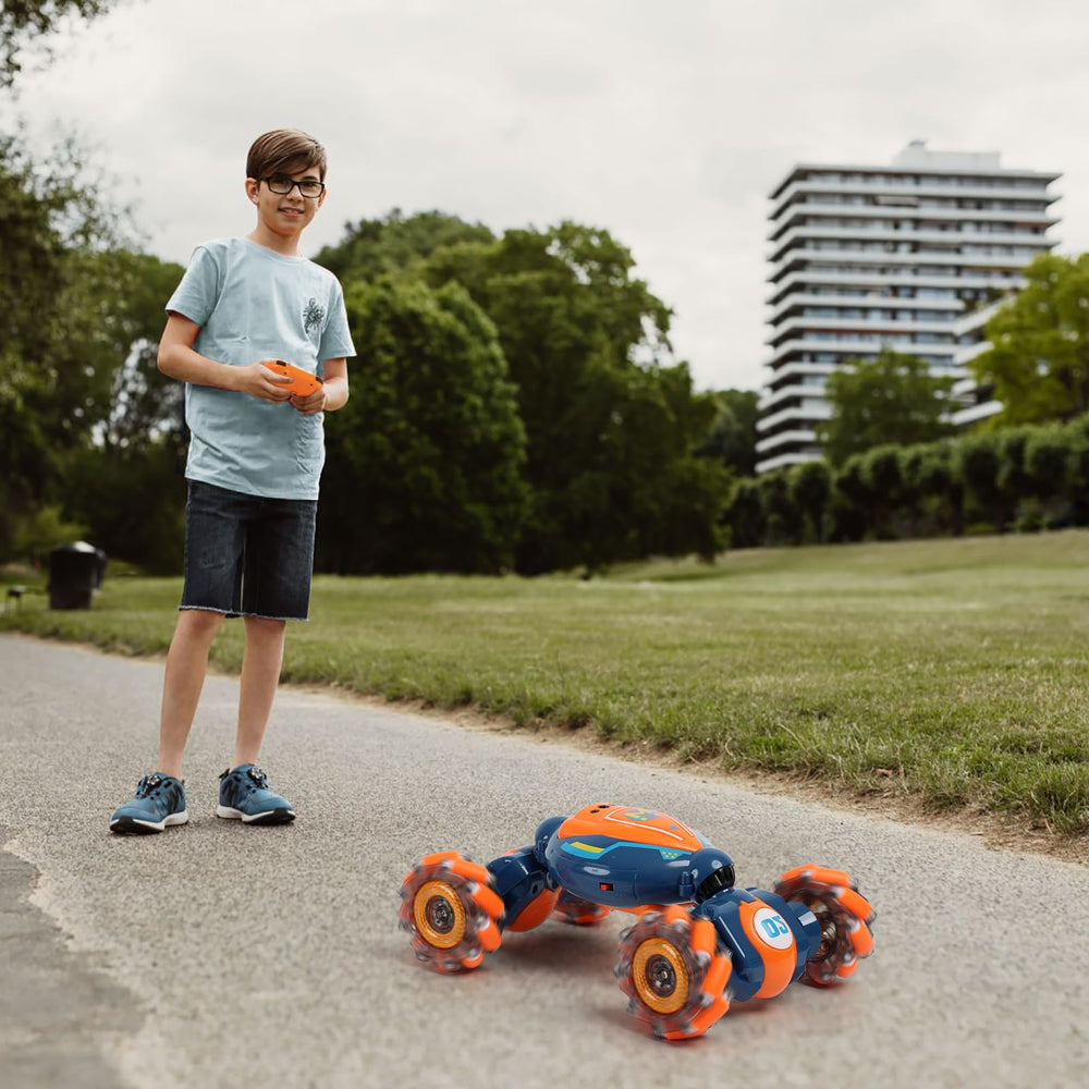 QXHOL gesture-sensing RC stunt car gift-worthy packaging appeals to kids