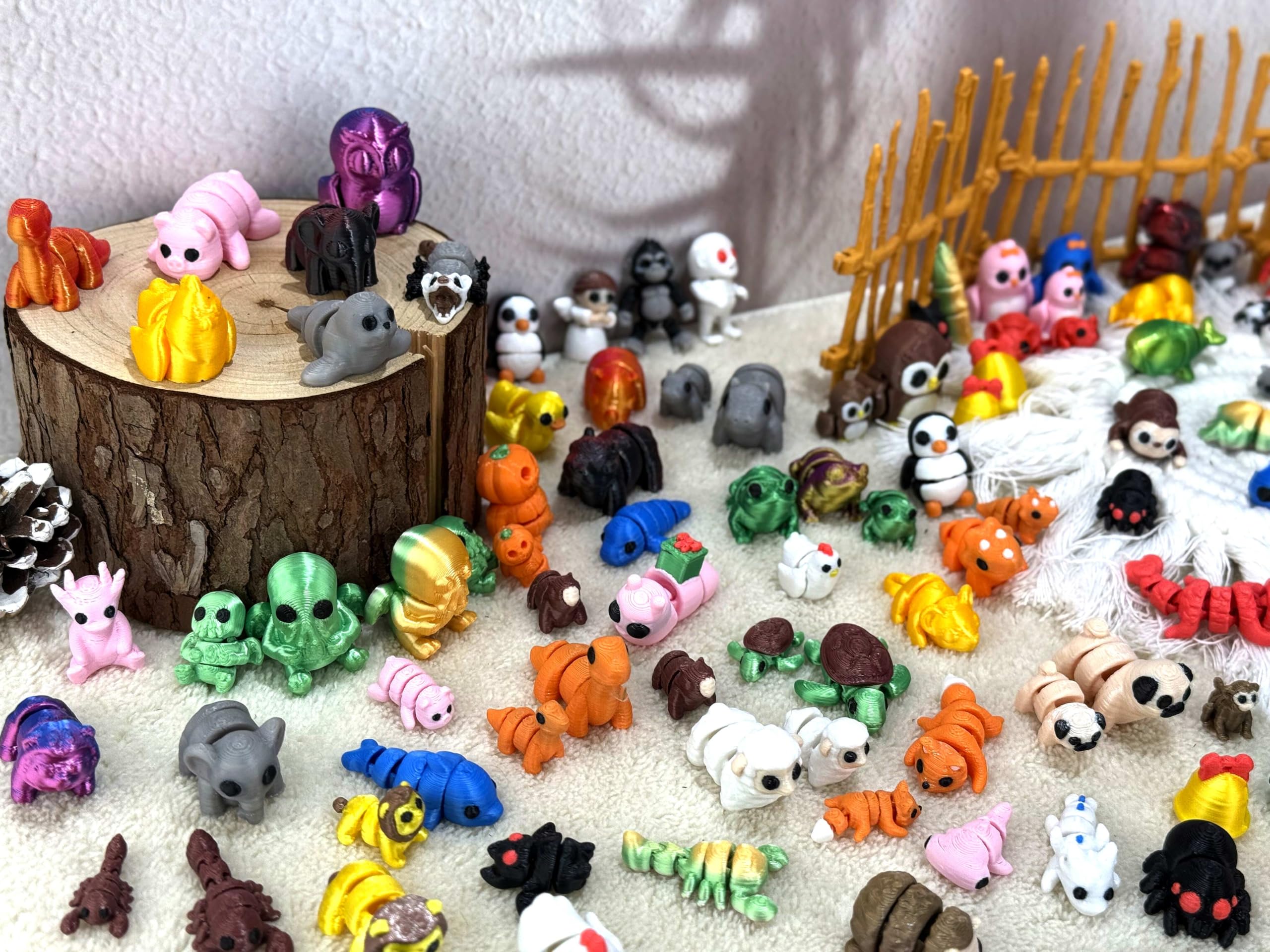 Random 3D-printed animals mini figurine variety sparks imagination during play.