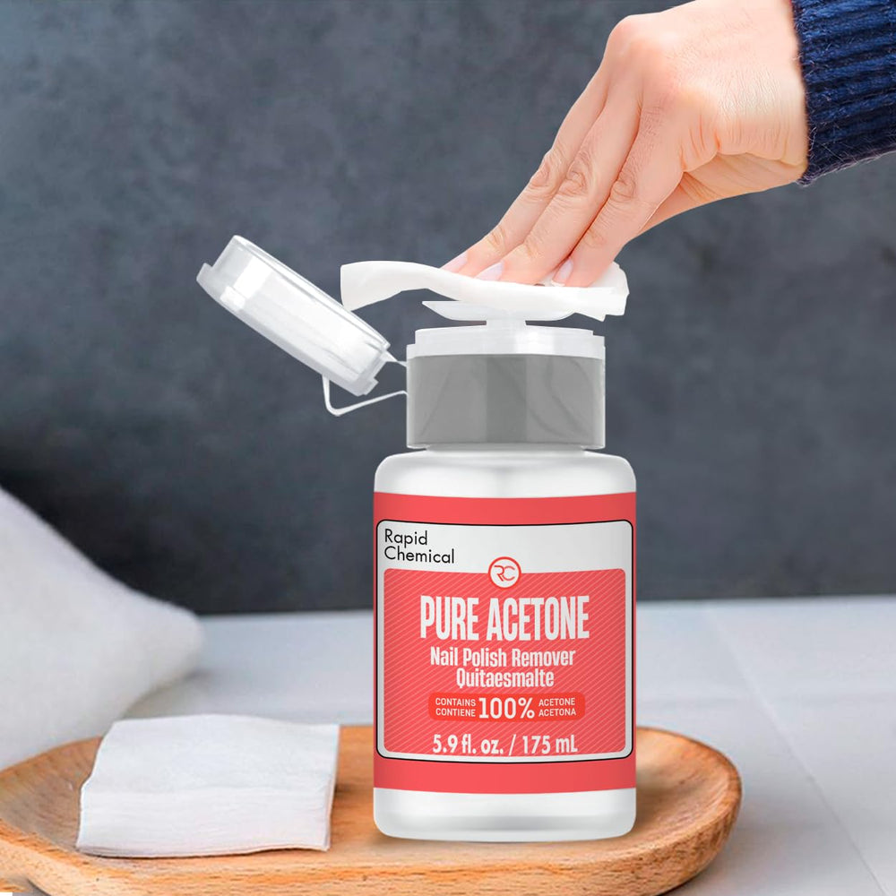 RAPID PROTECTANT gel polish removal in action with cotton pad