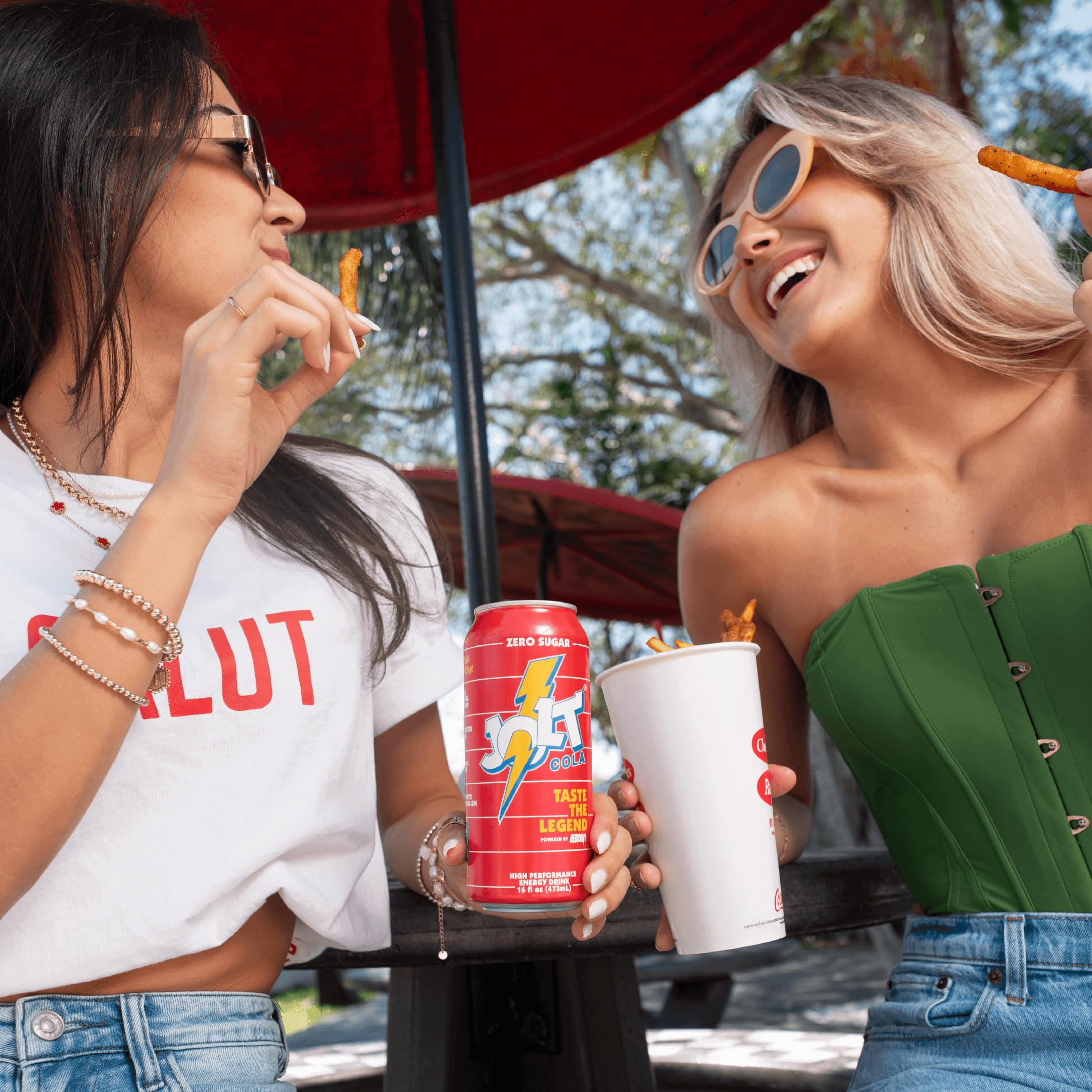 REDCON1 JOLT Cola energy splash captures fizzy, refreshing confidence in a can.