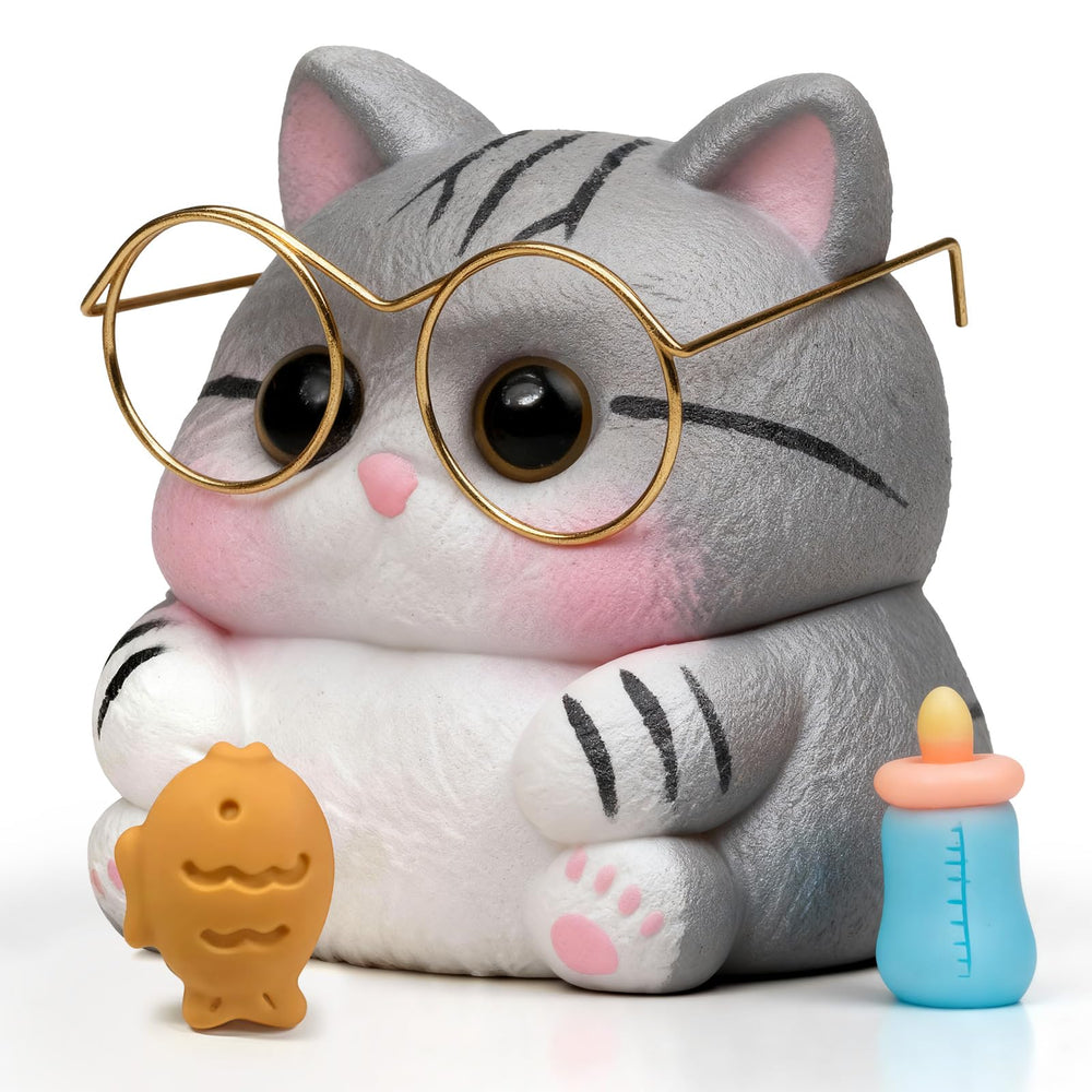 Reenovan Cat Squishy Toy: a tactile squeeze for focus and stress relief.