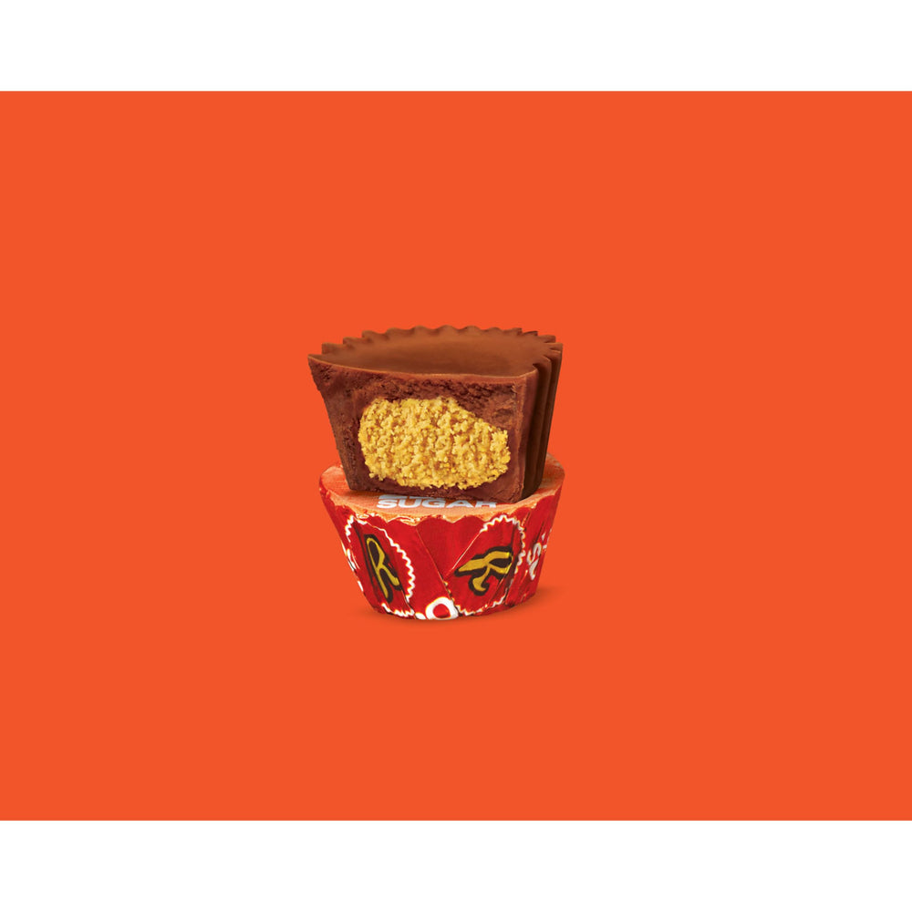 Office-friendly REESE'S Zero Sugar Miniatures for quick picks-me-up