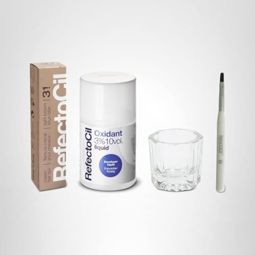 RefectoCil Mixing Brush and Dish enable precise, mess-free preparation.