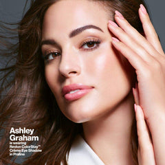 Revlon matte finish Espresso for velvety depth on lids