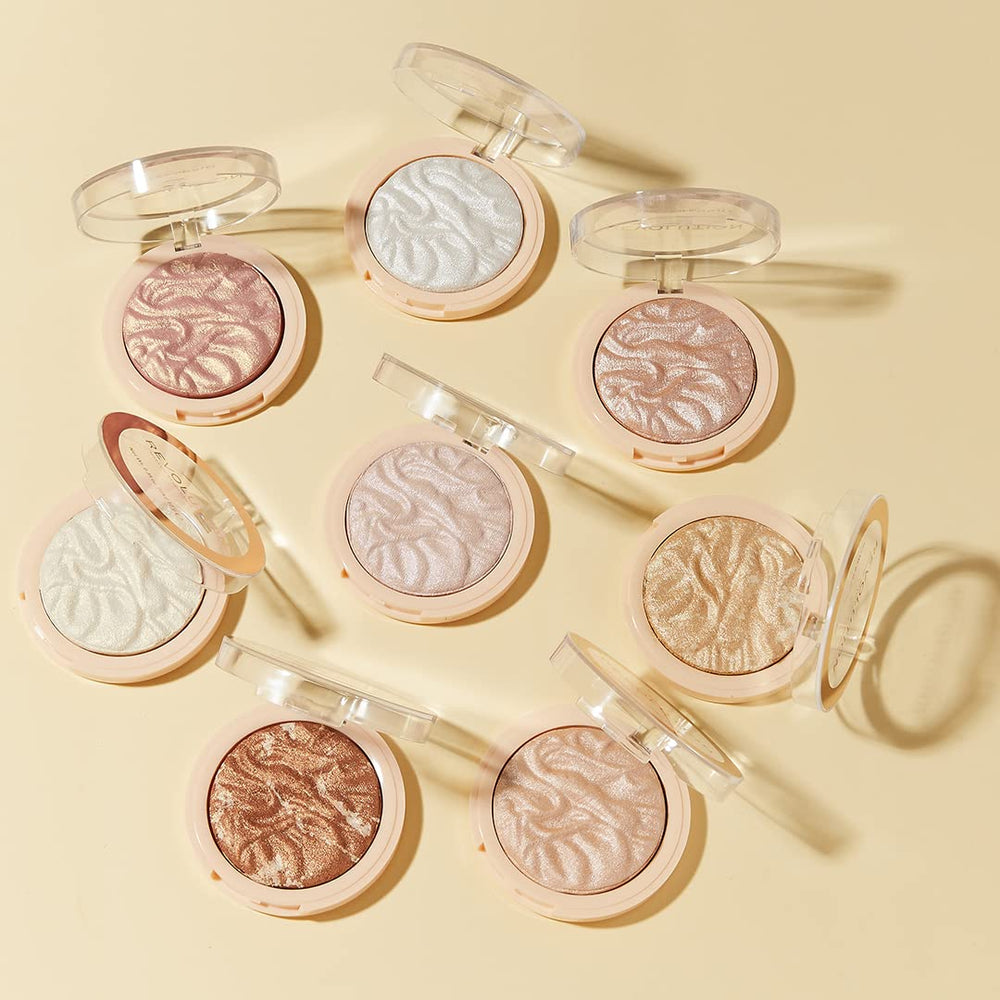 Inner corner glow using Revolution highlighter Dare to Divulge