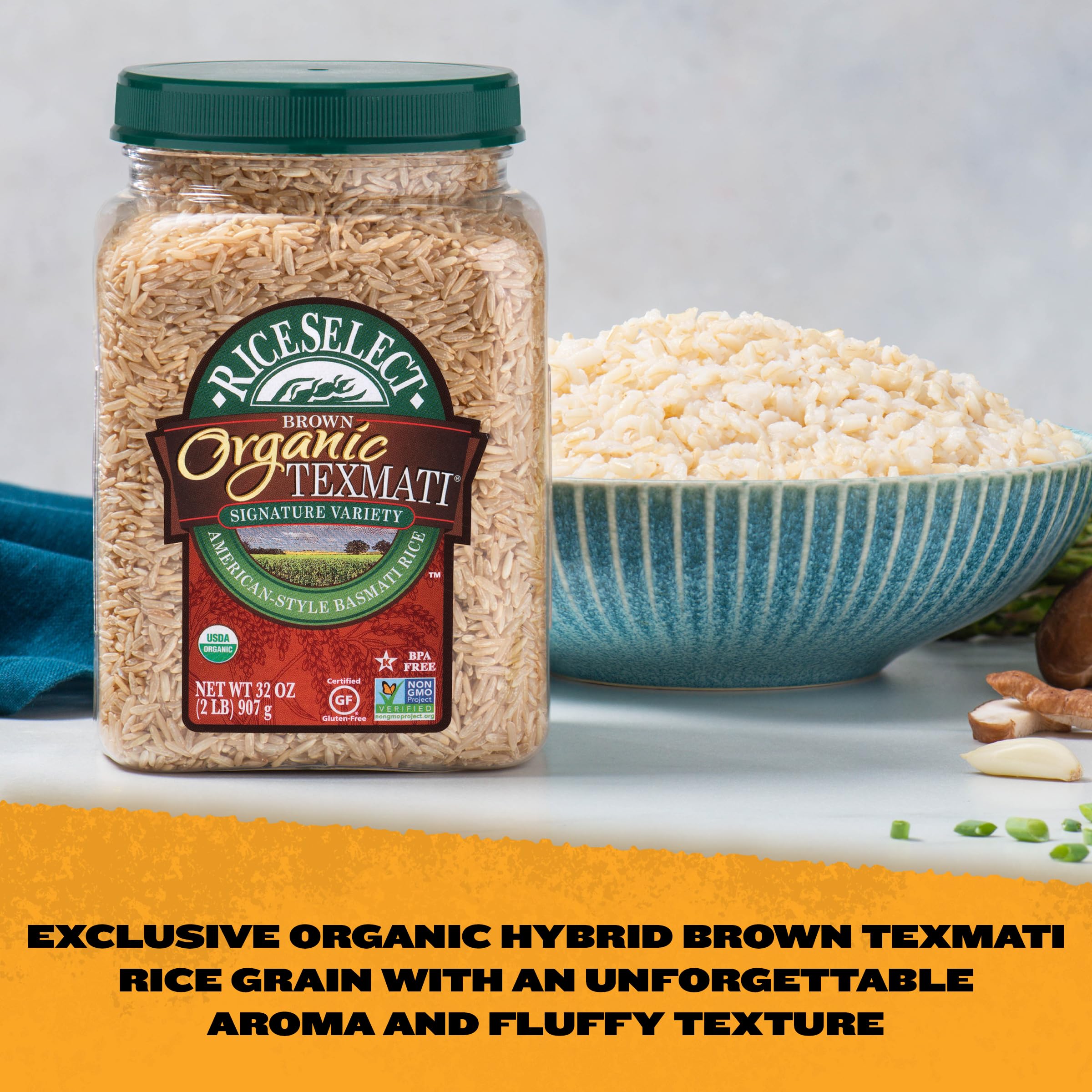 Cooked RiceSelect Texmati Brown Rice in a bowl with fluffy, nutty grains.