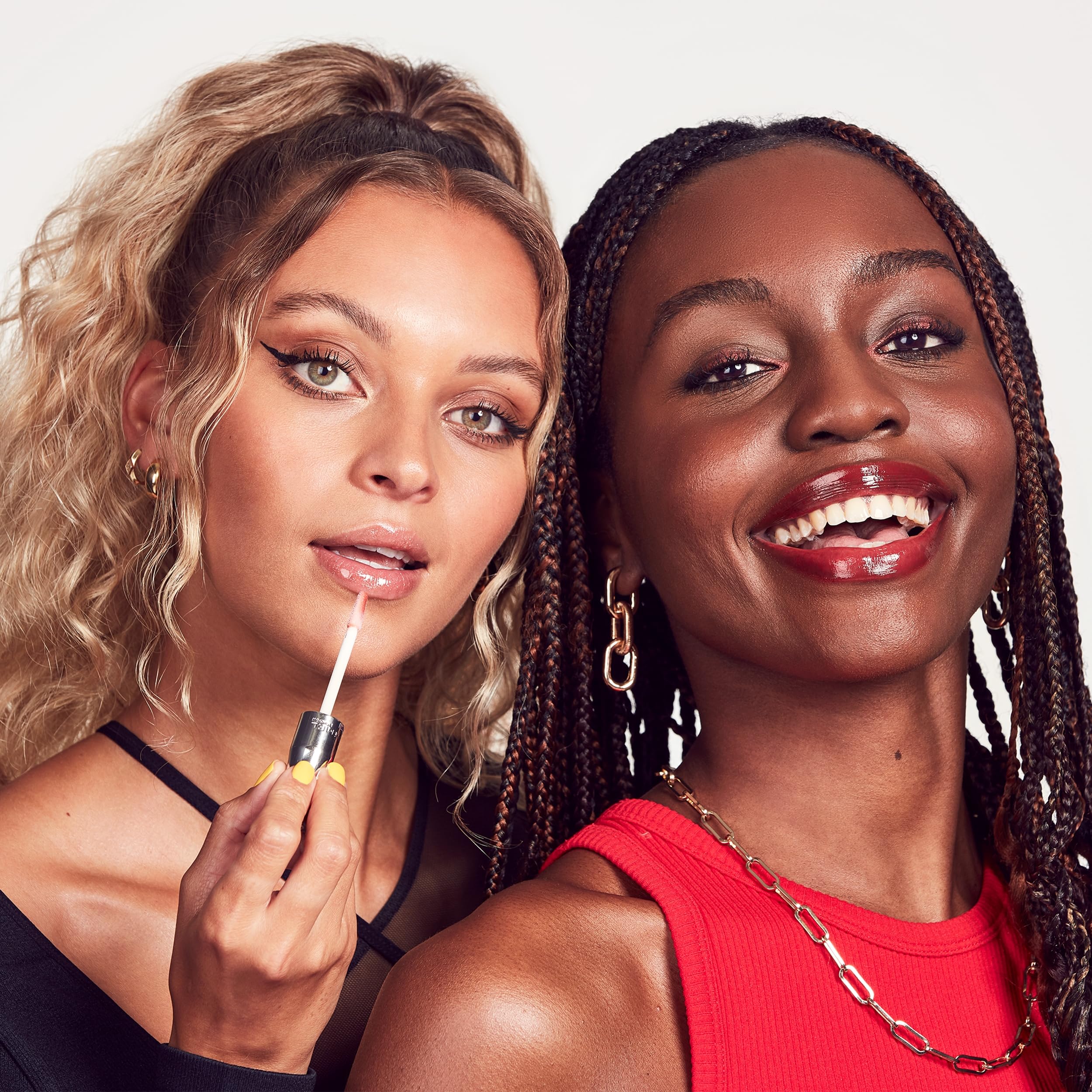 Rimmel Stay Glossy Shine Extend Technology promises lasting gloss