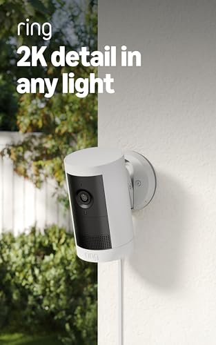 Ring Outdoor Cam Plus weatherproof design withstands outdoor use.