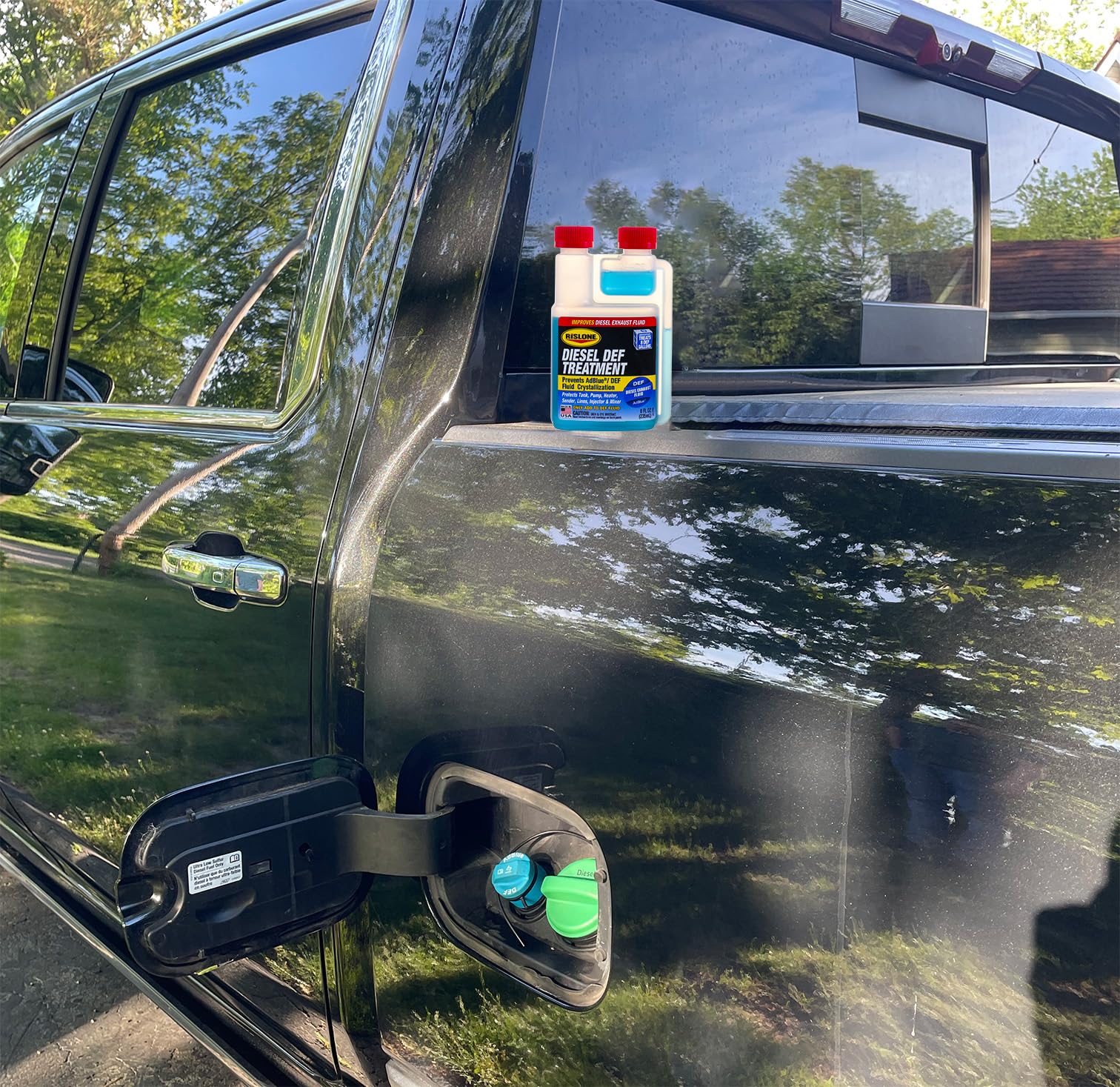 RISLONE Diesel DEF Treatment works with AdBlue to reduce SCR failures