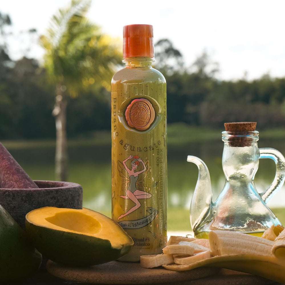 Ritual Botanico SOS Shampoo closeup foam enhances cleansing with gentle scent.