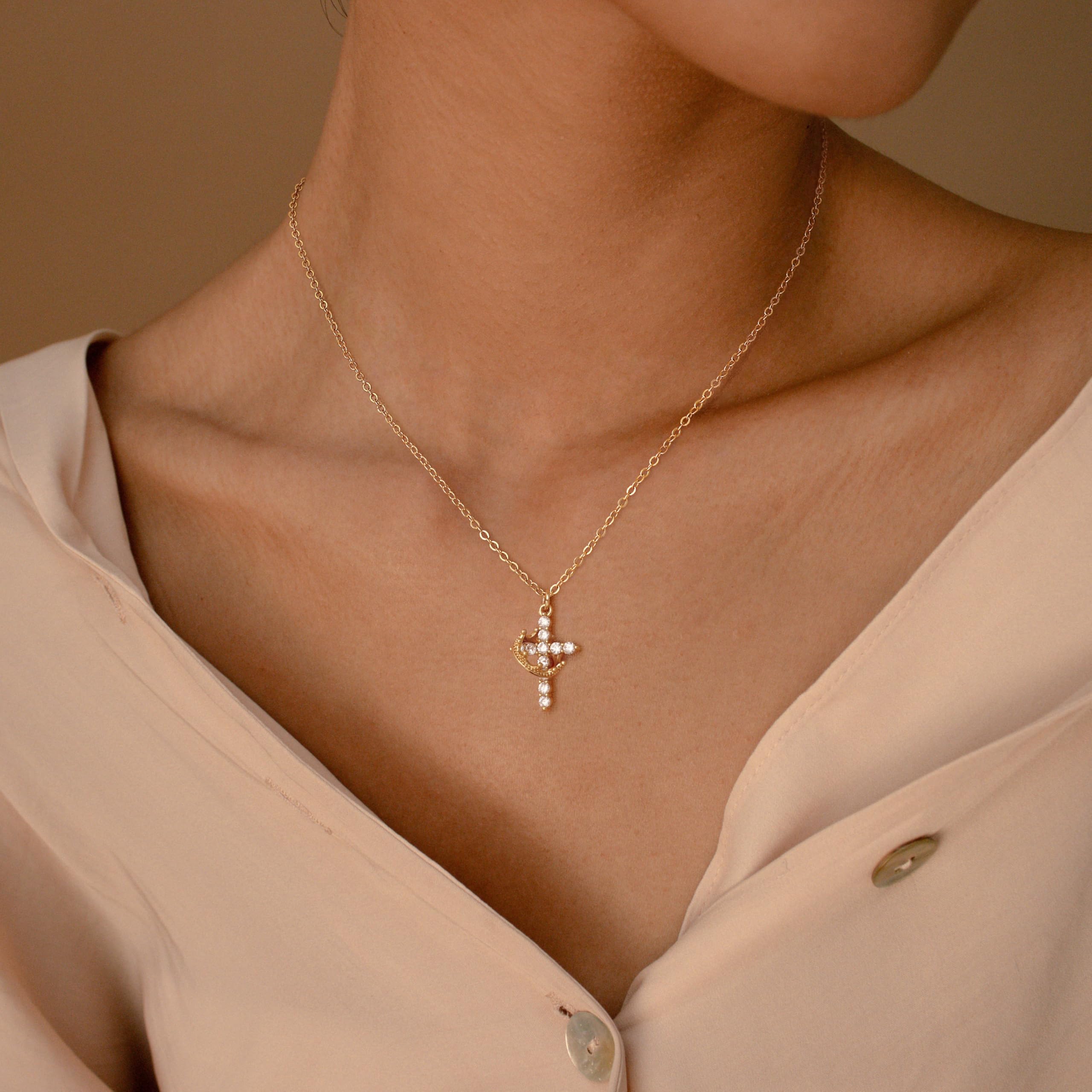 Robaice first communion necklace ideal for meaningful moments