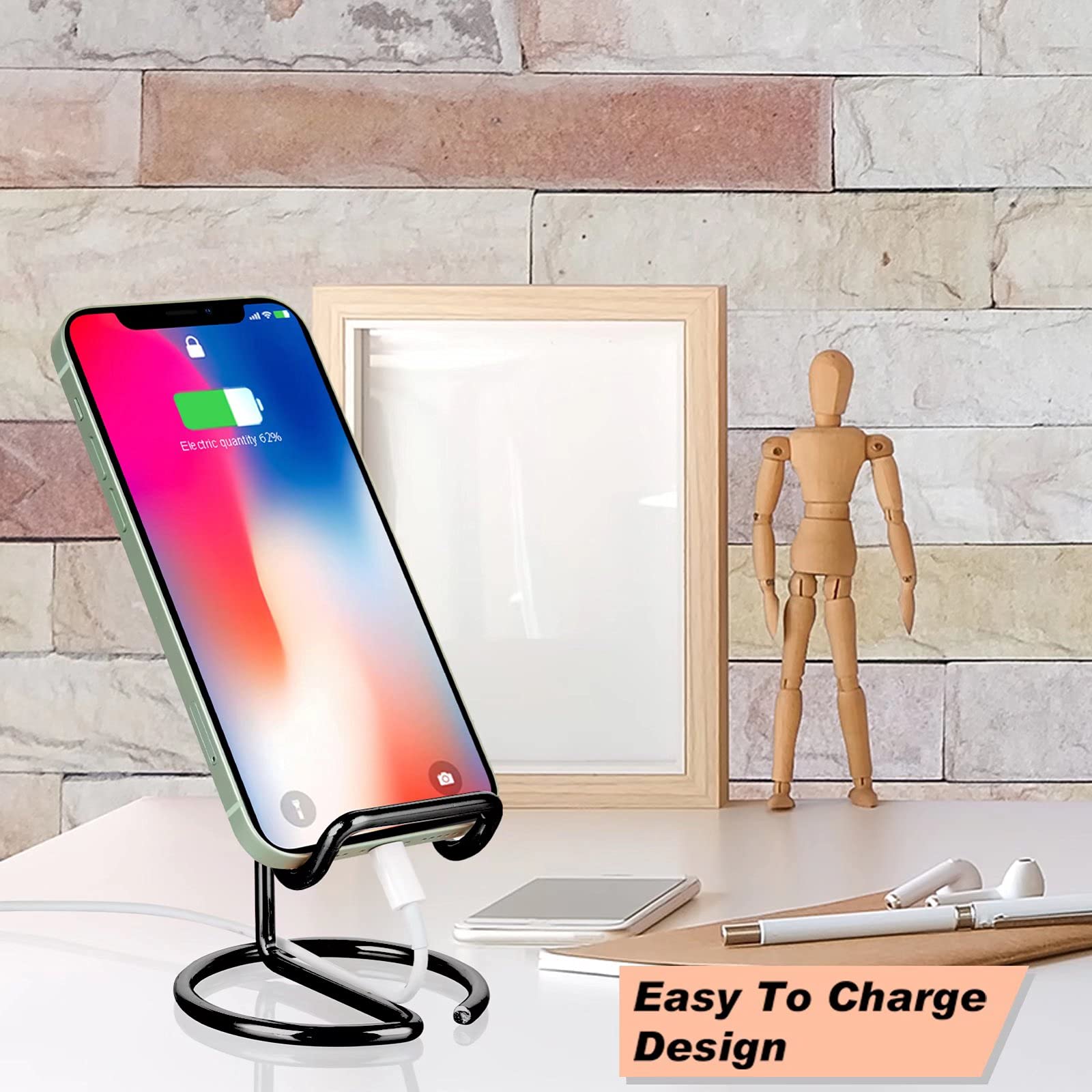 ROPOSY desk accessory doubles as a small organizer