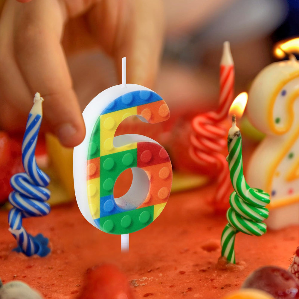 Rossesay building block candle 6 close-up, clearly printed numbers and block shapes