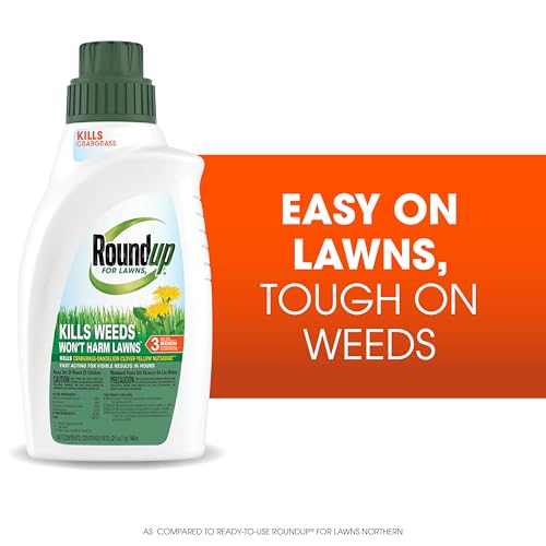 Roundup For Lawns₂ mixing with water enables precise dilution for spraying.