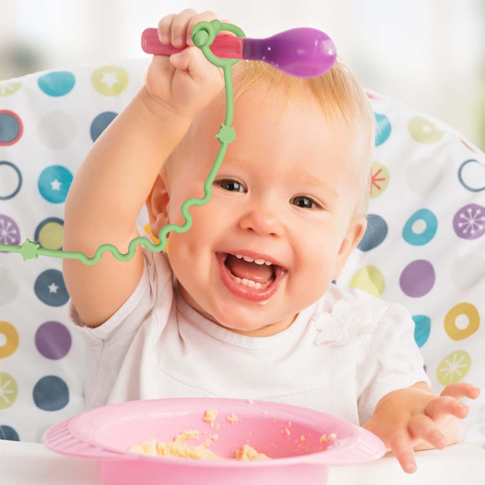 RTMOK teether strap is heat-resistant and easy to clean for reuse.