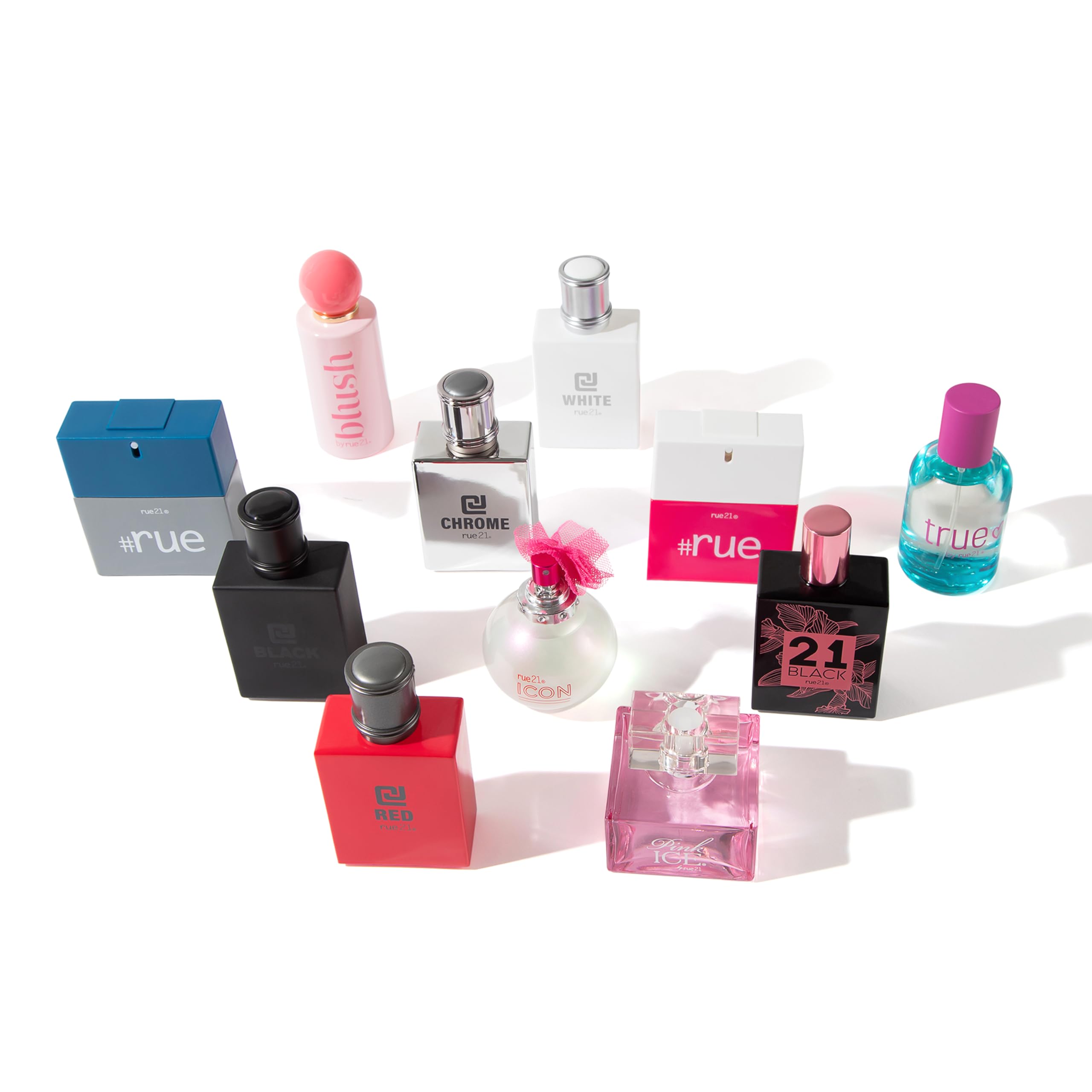 Rue 21 Pink Ice model vibe display, off-duty elegance in a bottle.