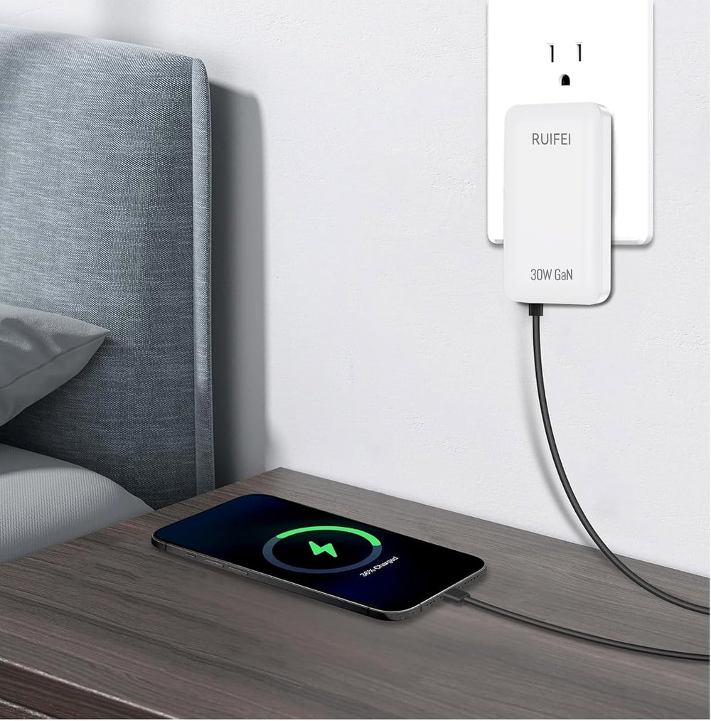 RUIFEI 30W fast charging powers iPhone and Galaxy devices quickly.
